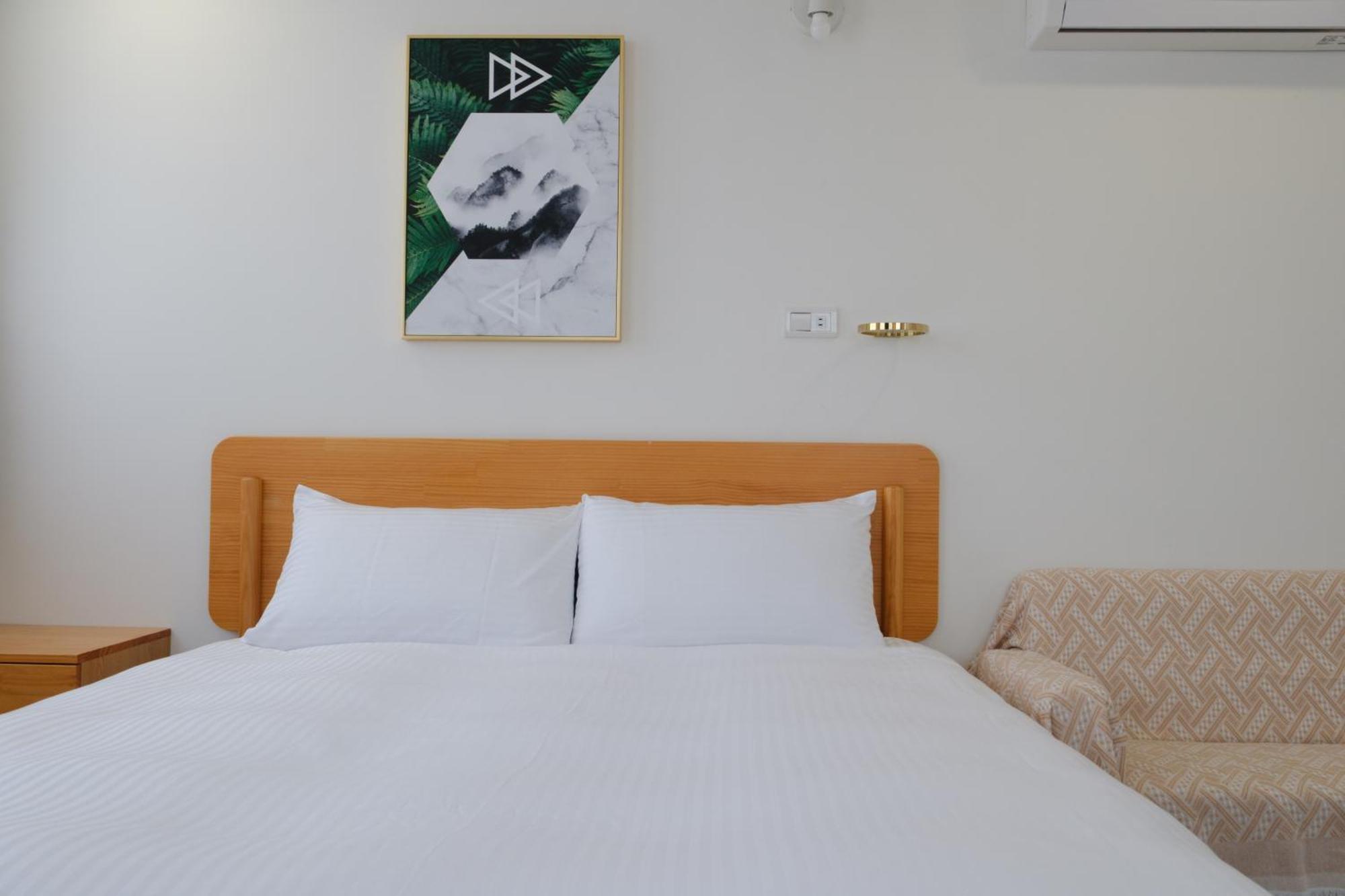 See U Apartment Тайнань Экстерьер фото